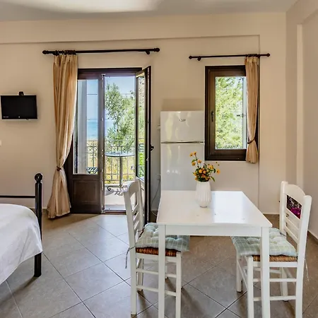 Ferienwohnung Xenios Kotronas Exterior foto
