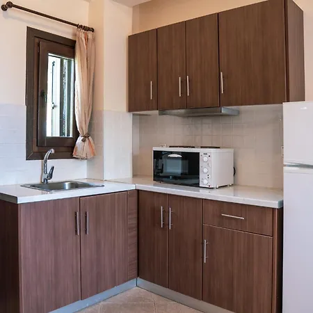Ferienwohnung Xenios Kotronas Exterior foto