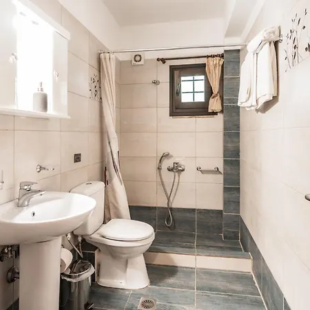Ferienwohnung Xenios Kotronas Exterior foto