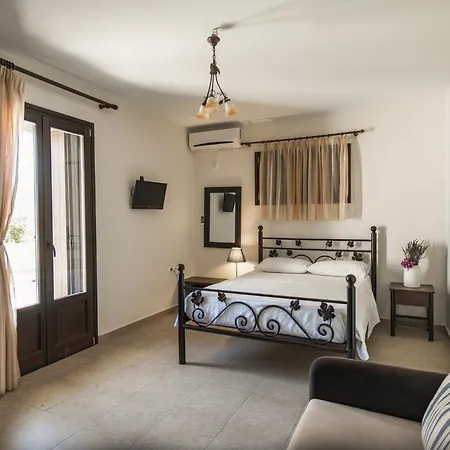 Ferienwohnung Xenios Kotronas Exterior foto