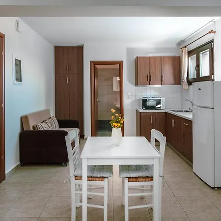 Ferienwohnung Xenios Kotronas Exterior foto