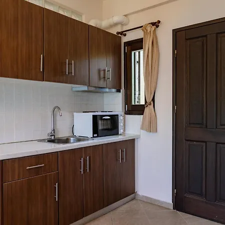 Ferienwohnung Xenios Kotronas Exterior foto