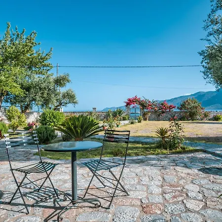 Ferienwohnung Xenios Kotronas Exterior foto