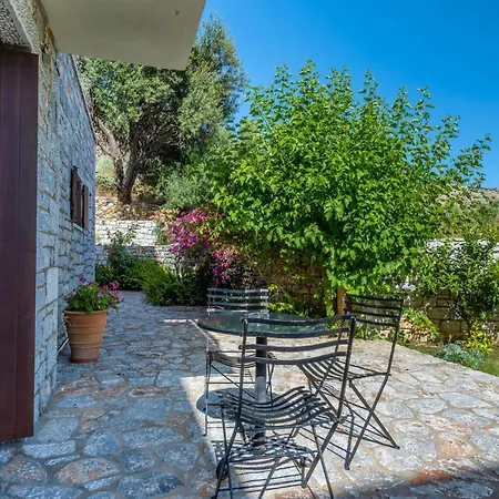 Ferienwohnung Xenios Kotronas Exterior foto