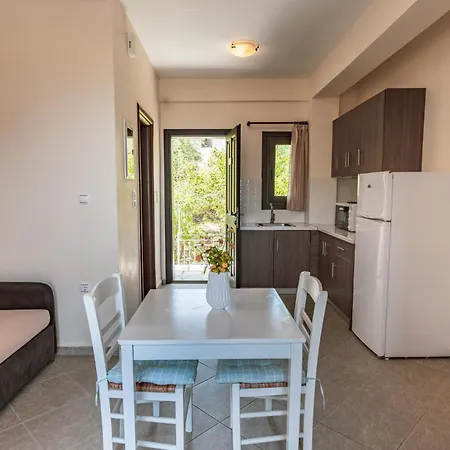 Ferienwohnung Xenios Kotronas Exterior foto