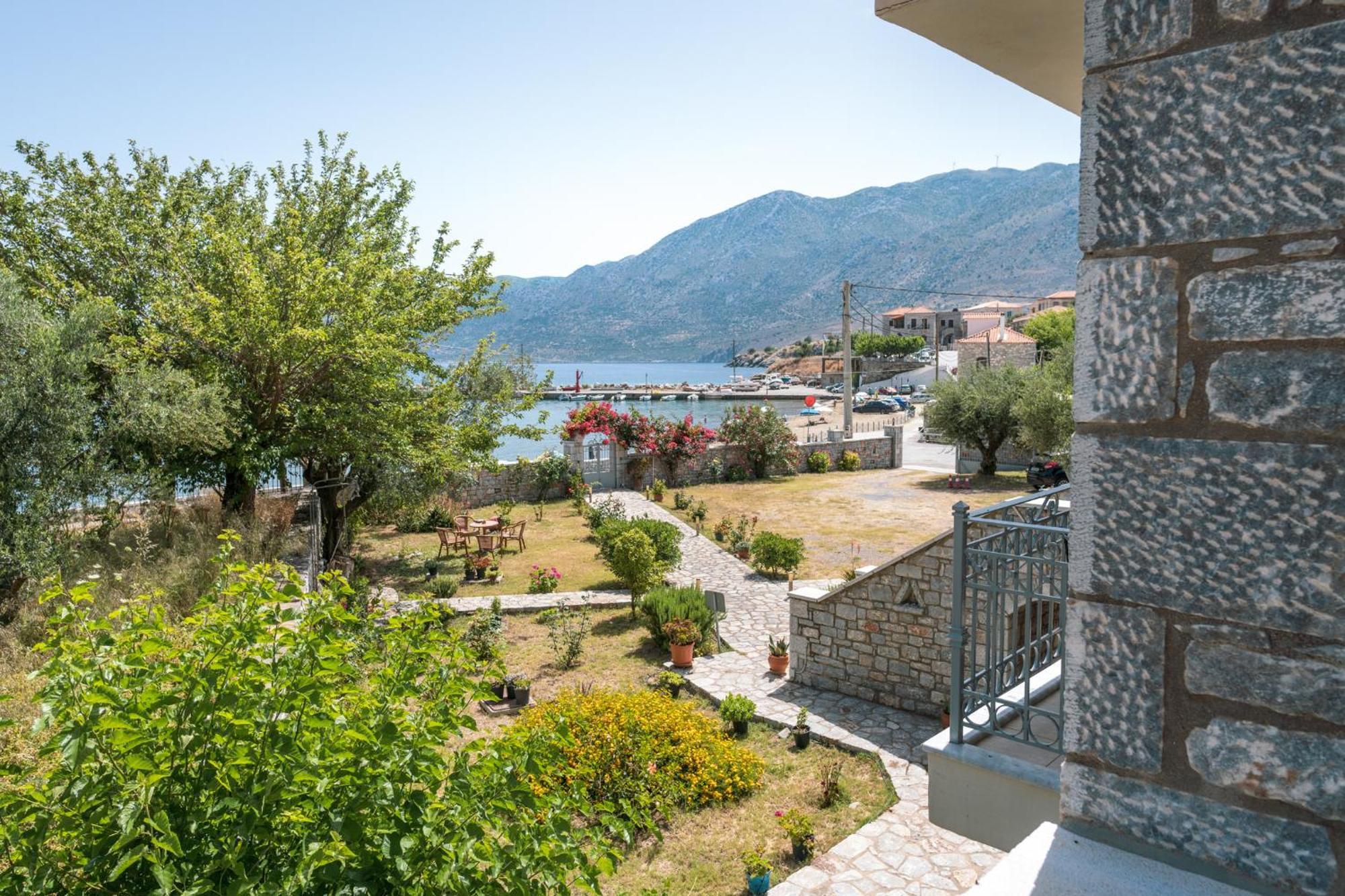 Apartment Xenios *